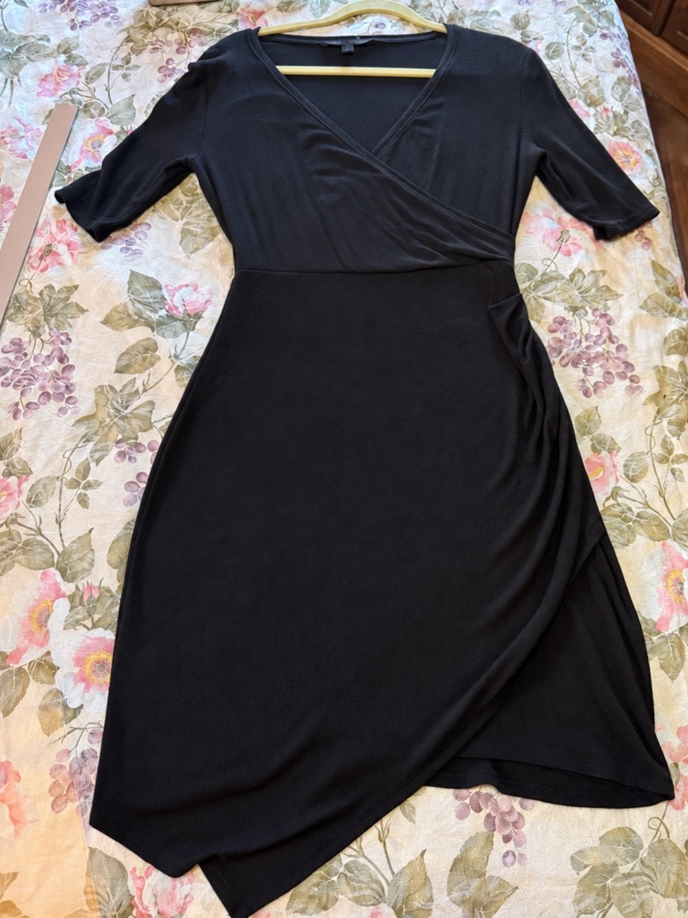 41 Hawthorn Black Faux-Wrap Midi Dress